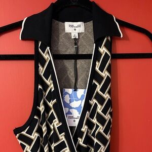 Diane Von Furstenberg Black and Gold Patterned Vest